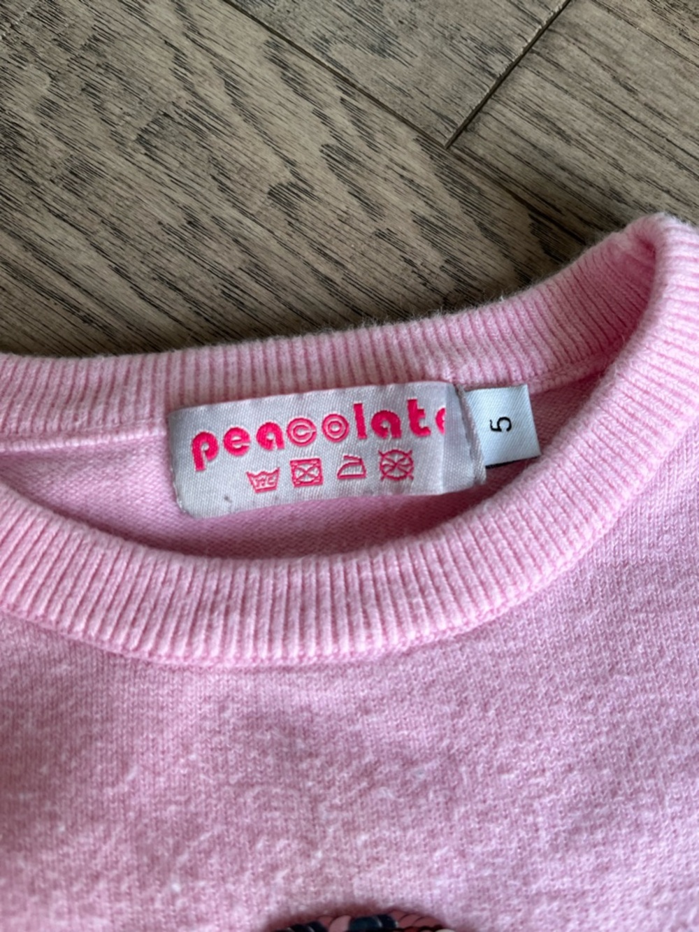 🥳FREE with purchase🥳 Pink Heart Sequin Sweatshirt - Kids - Picture 3 of 3